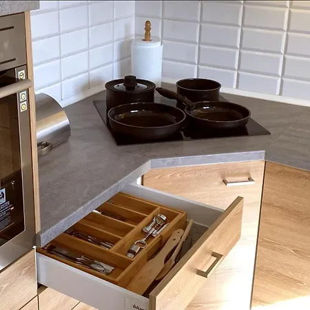 アパート Eleganckie Mieszkanko Na Kamiennej Gorze グディニャ